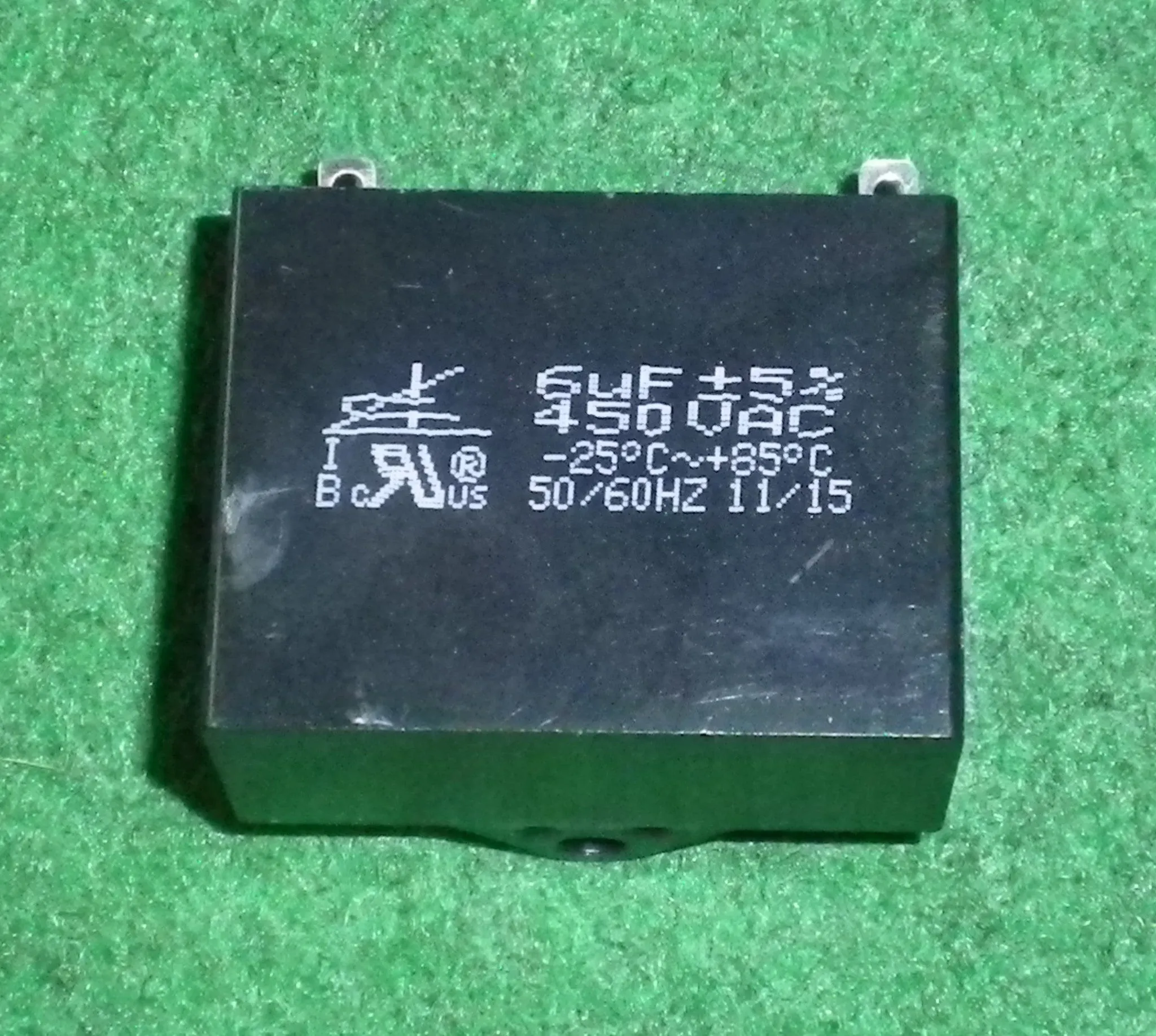 6uF 450Volt Motor Start/Run Capacitor - Part # 6SML450