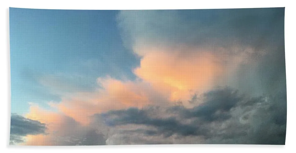 Beautiful Summer Storms Crestone - Bath Towel