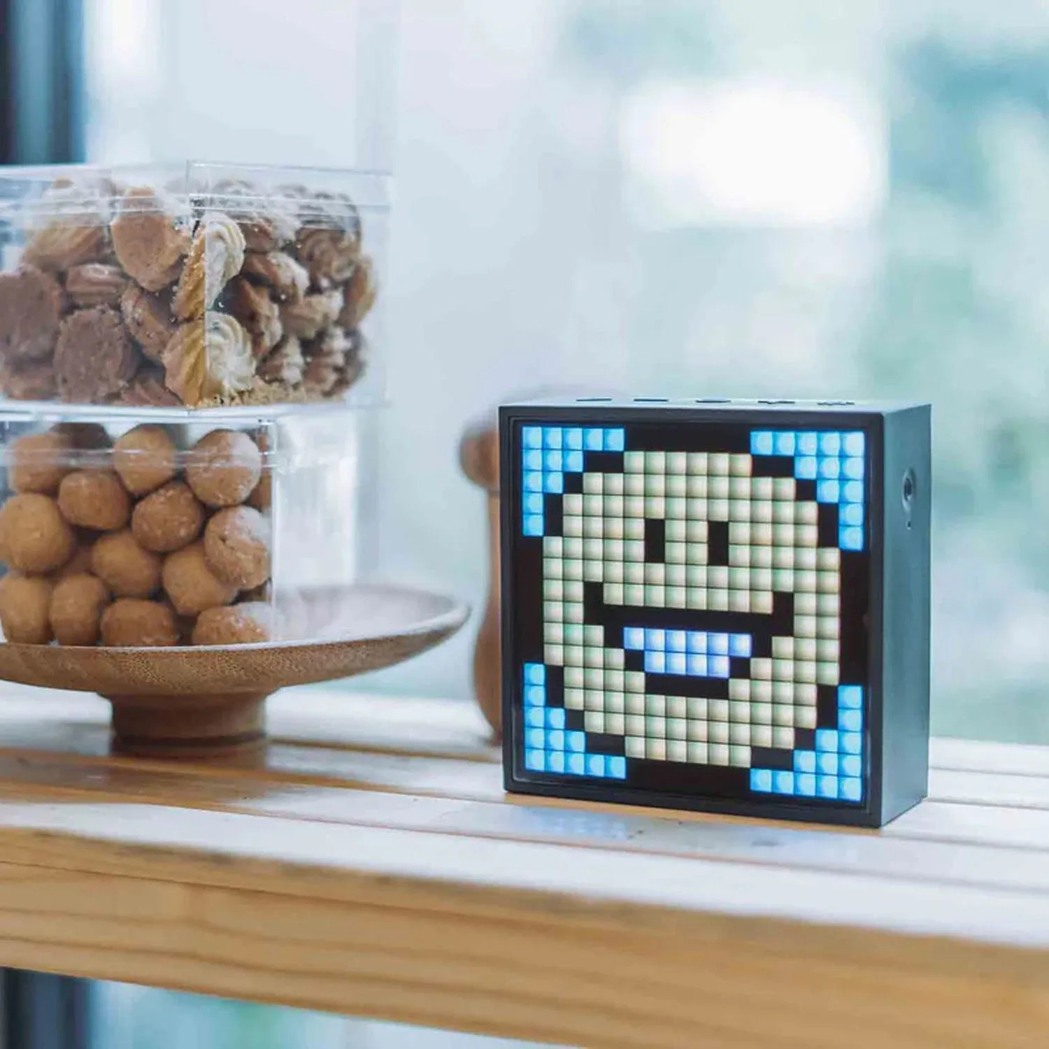 Divoom Timebox-Evo 16 x 16 Pixel Art Speaker / Alarm Clock Box