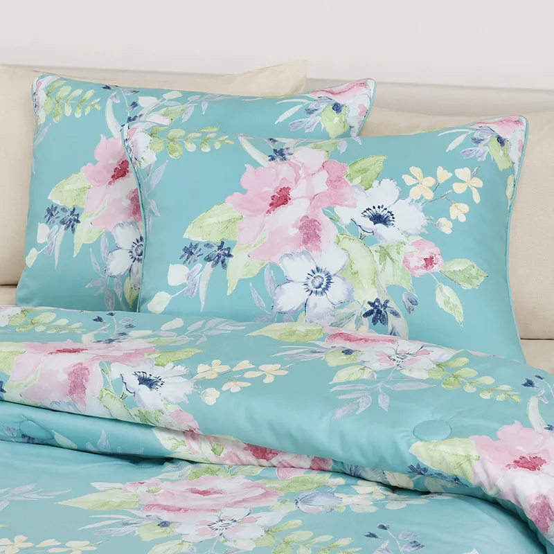 Esme Comforter Set