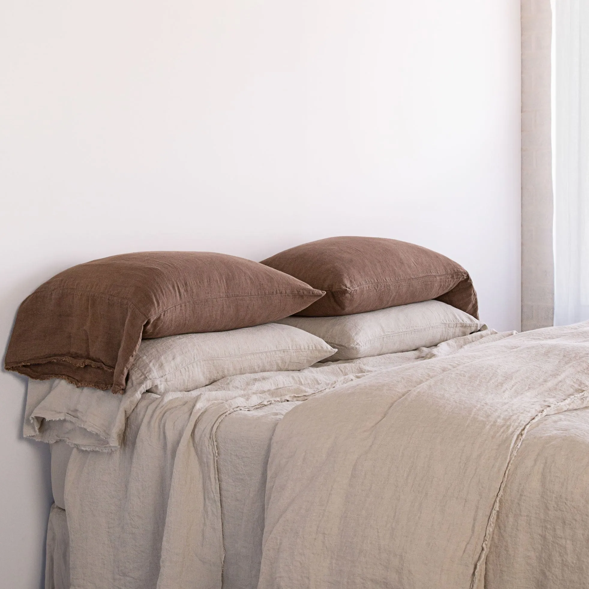 Flocca Long Linen Pillowcase - Bere