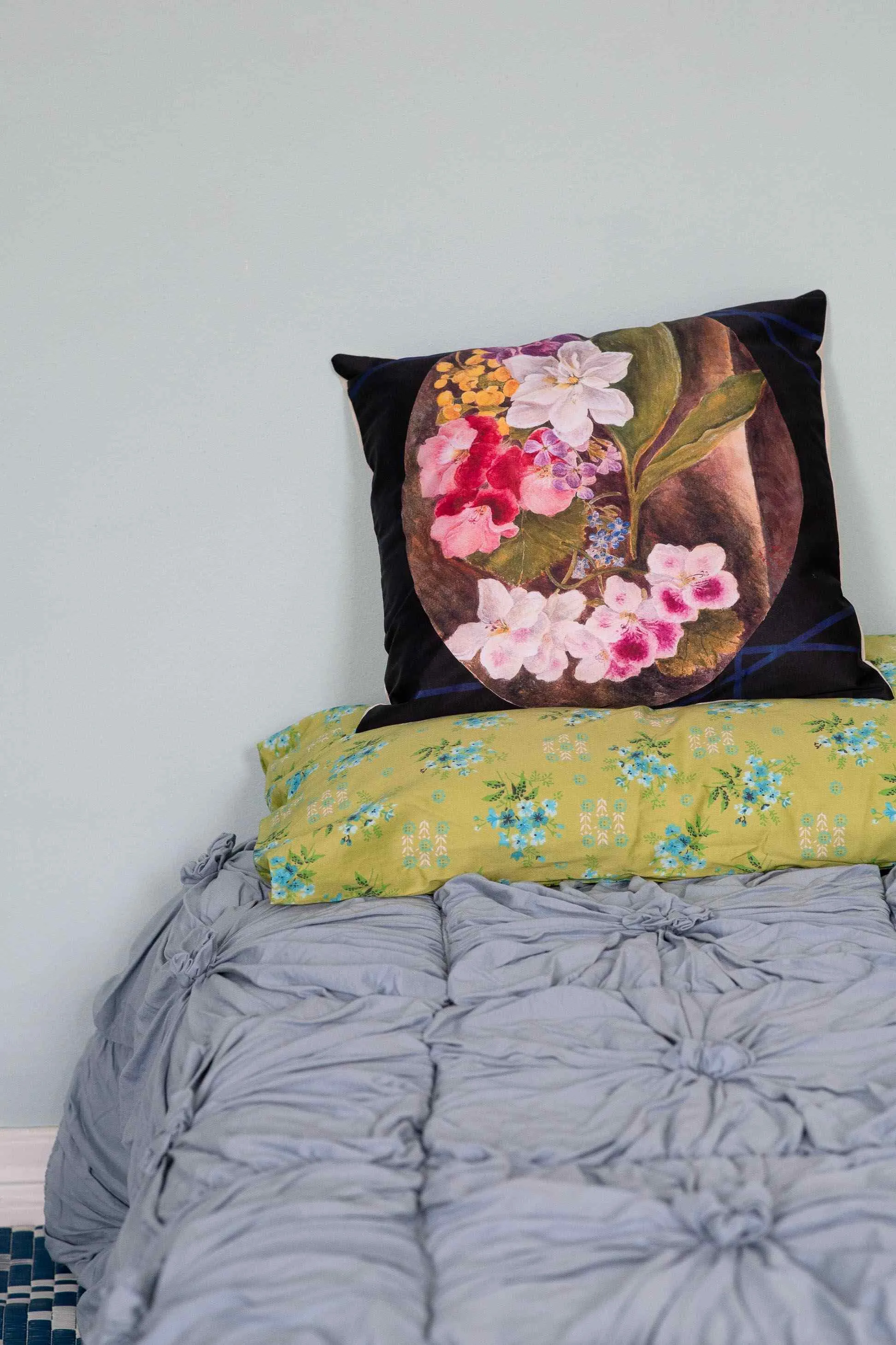 Flower Study Cushion cover