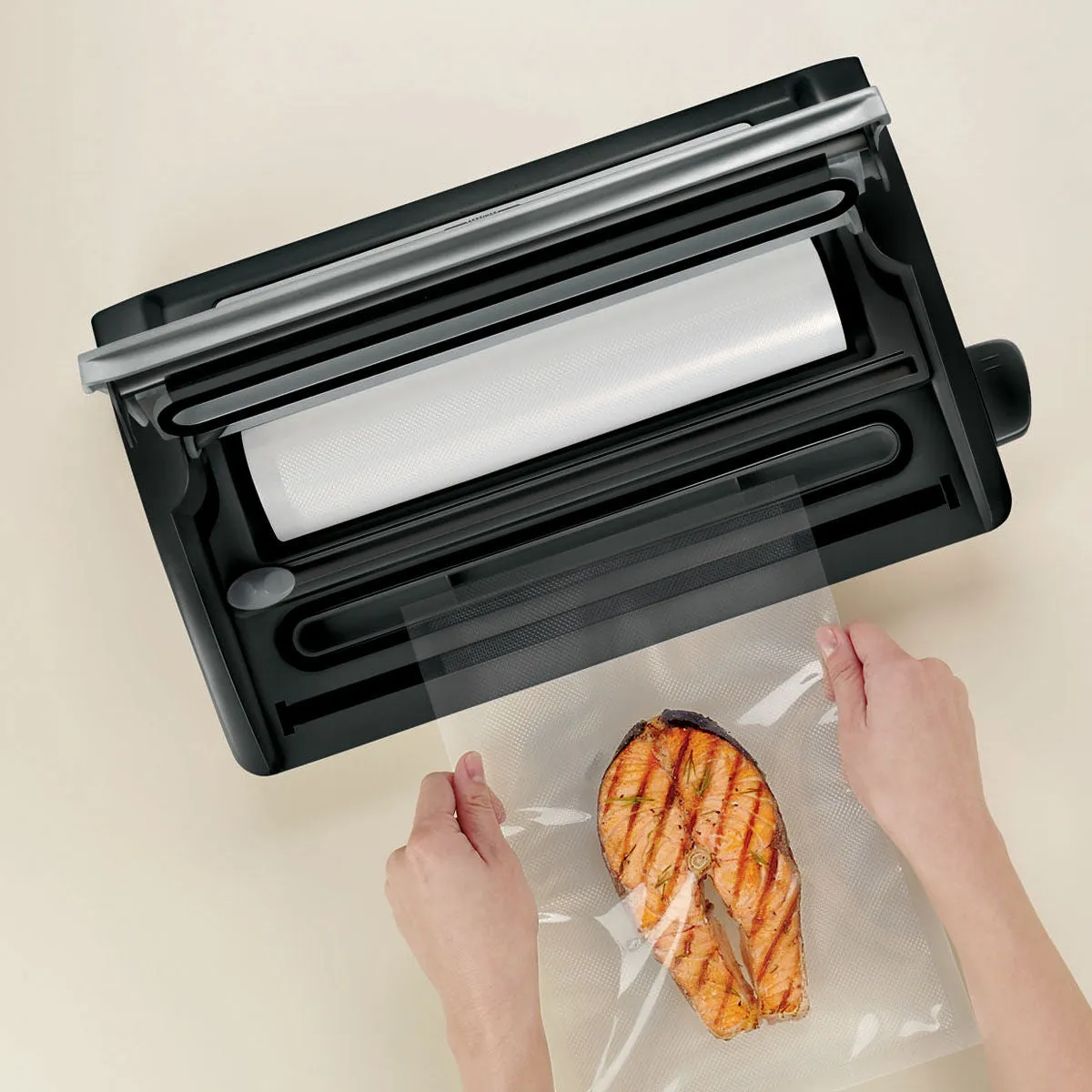 FoodSaver® Countertop V2490 Vacuum Sealing System