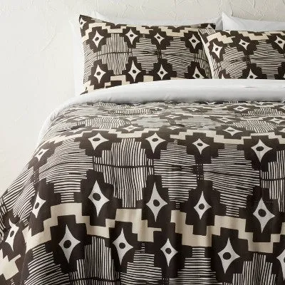 New - 3pc Full/Queen Day in Day Out Printed Comforter and Sham Set Dark Gray -