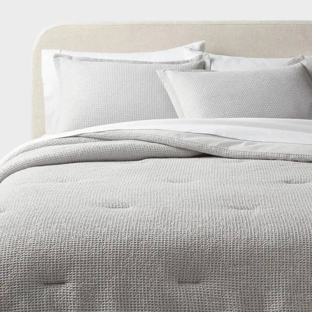 Open Box - King Trad Washed Waffle Weave Comforter and Sham Set Comfort Gray - Threshold