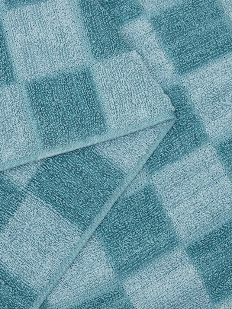 Westside Home Dusty Blue Checkered Design Bath Towel