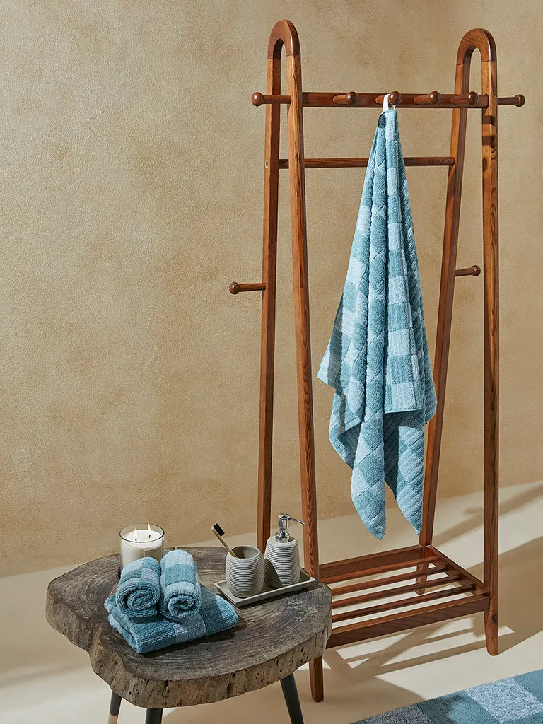 Westside Home Dusty Blue Checkered Design Bath Towel